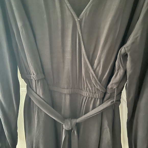 Surplice Neckline Flowy Dress - Picture 3 of 5